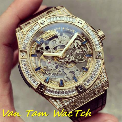 hộp đồng hồ hublot chính hãng